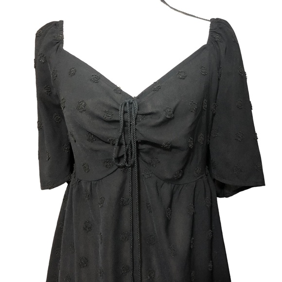 SHEIN CURVE Top 1XL Black Tufted - Picture 2 of 10
